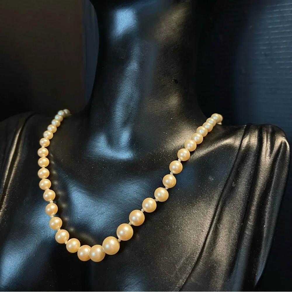 Vintage Monet gold tone faux pearl necklace